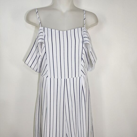 Plush Boutique Jumpsuit Med White Blue Striped Off Shoulder Spaghetti Strap Wide - Picture 3 of 10